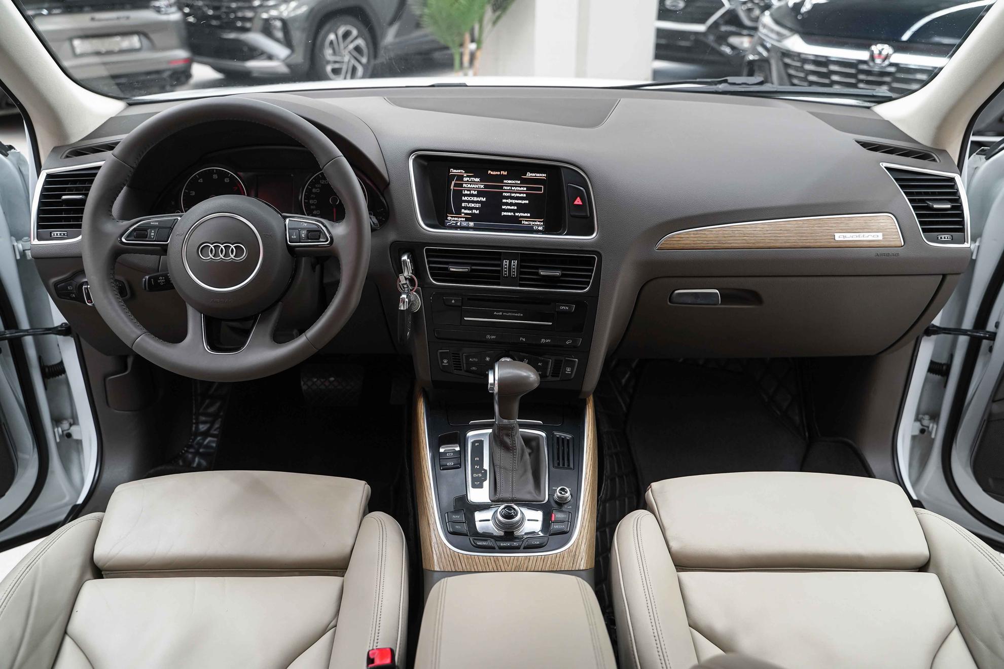 Audi Q5 2012, белый, ДЦ Орехово