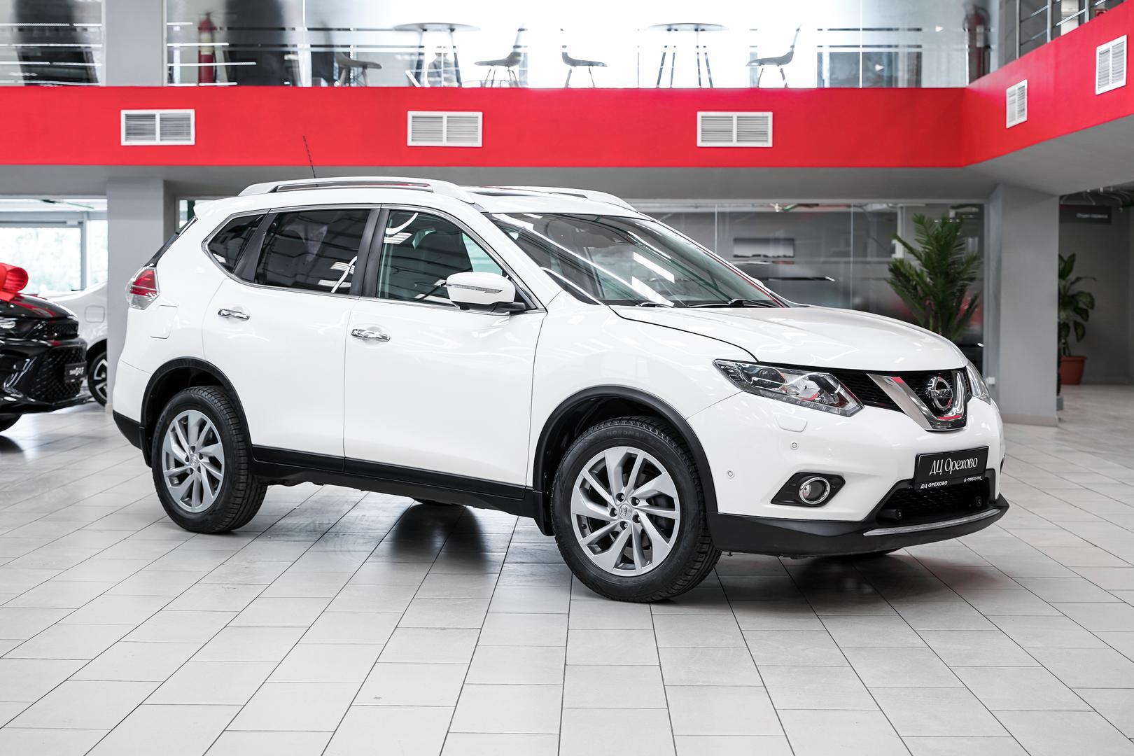 Nissan X-Trail 2015, белый, ДЦ Орехово