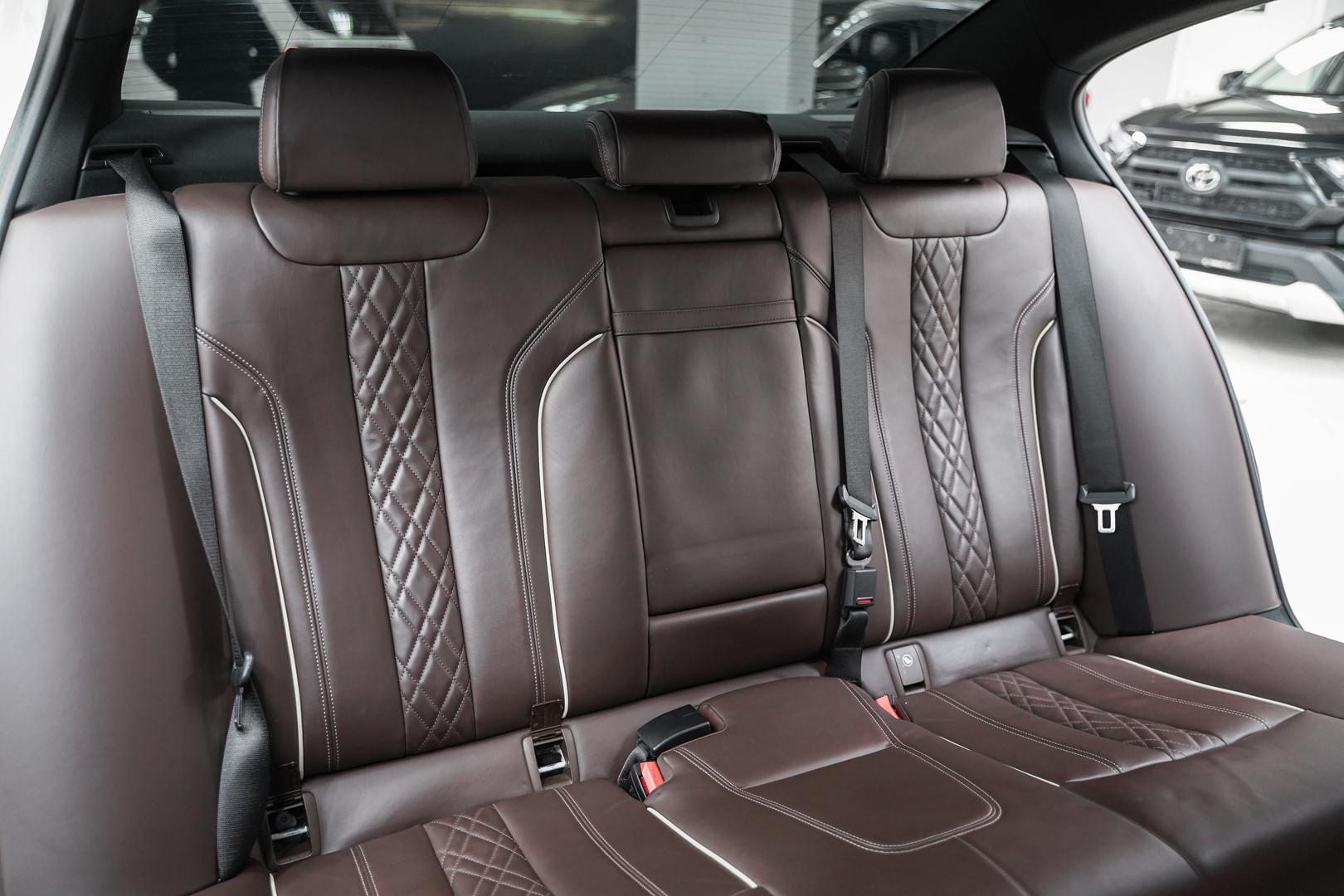 BMW 5 серии 2021, белый, ДЦ Орехово