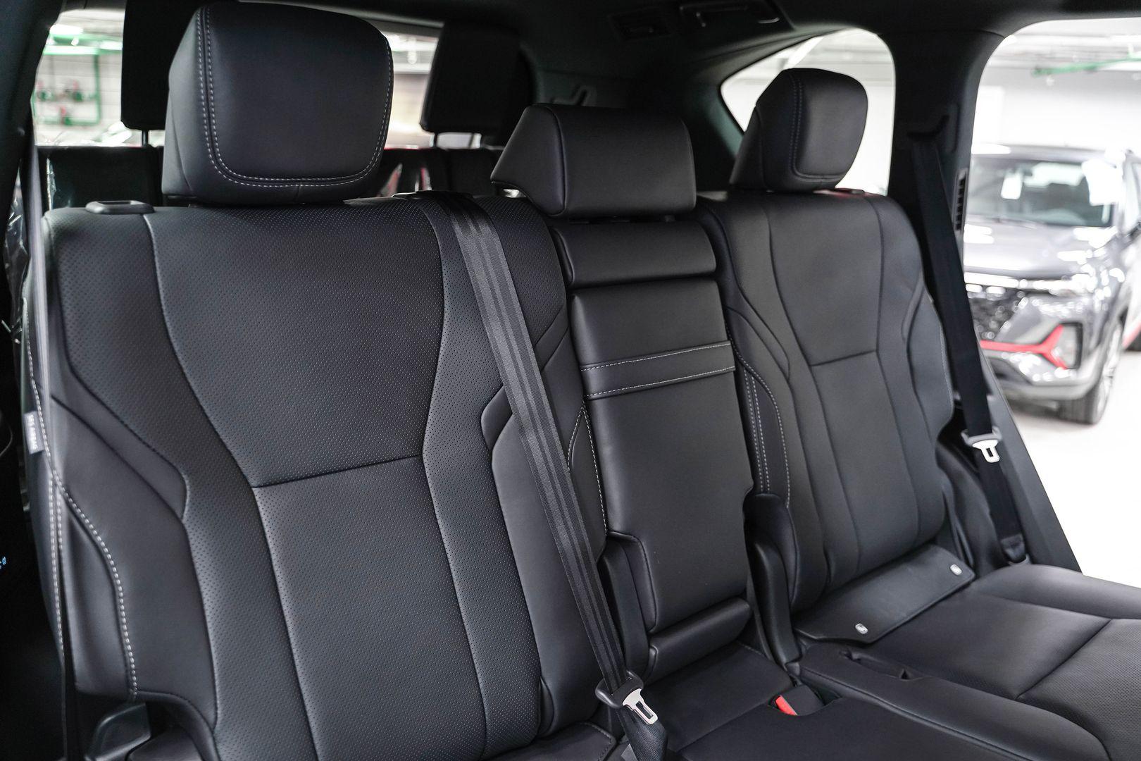 Lexus LX 2024, черный, ДЦ Орехово