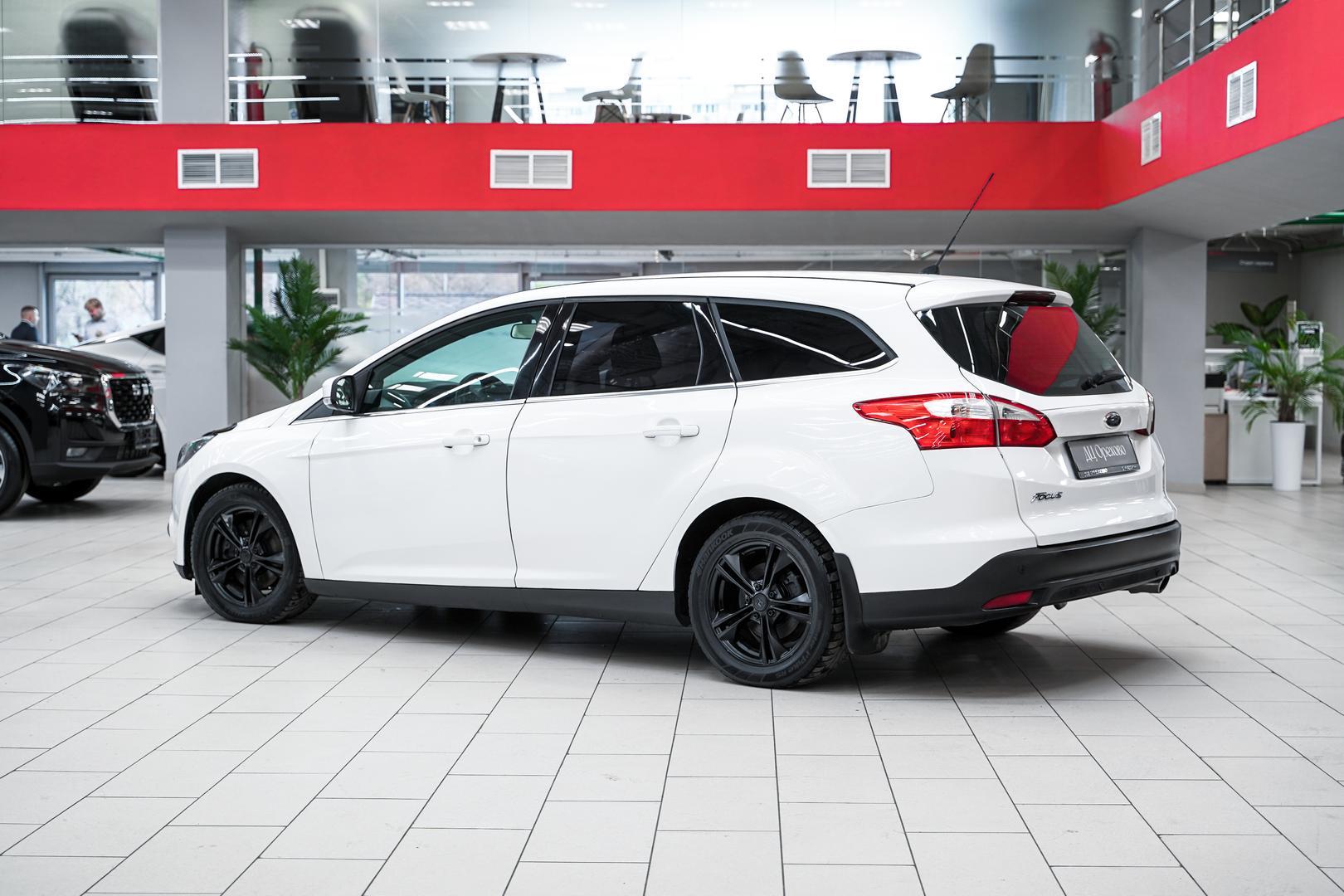 Ford Focus 2012, белый, ДЦ Орехово