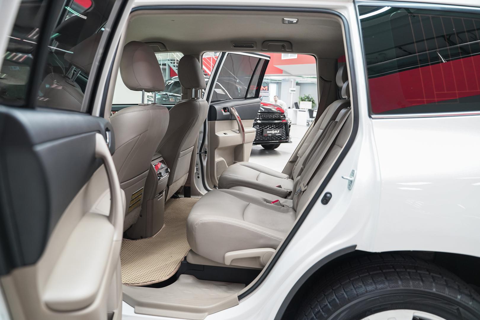 Toyota Highlander 2013, белый, ДЦ Орехово