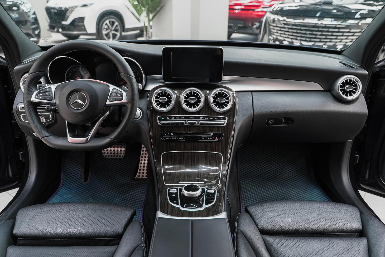 Mercedes-Benz C-Класс 2016, синий, ДЦ Орехово