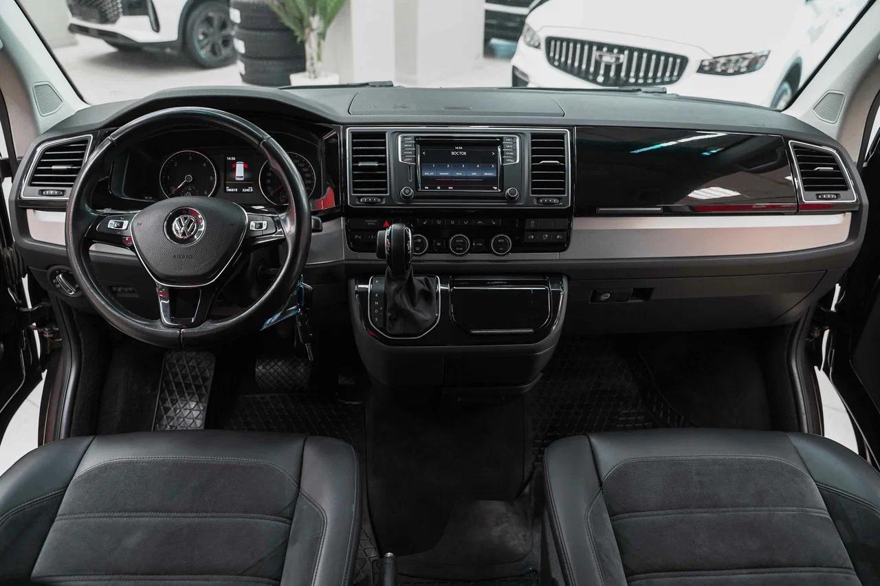 Volkswagen Multivan 2017, коричневый, ДЦ Орехово