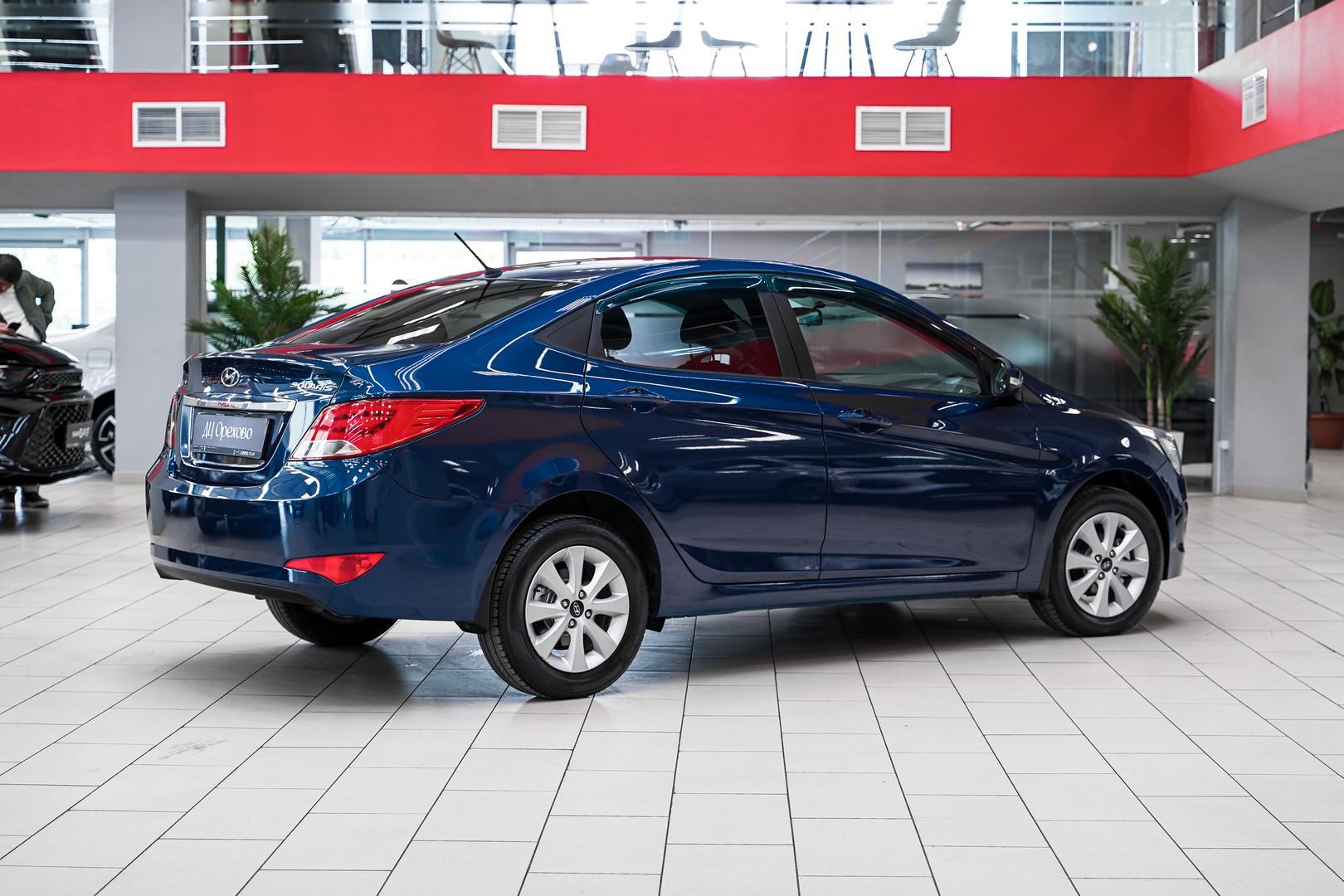 Hyundai Solaris 2016, синий, ДЦ Орехово