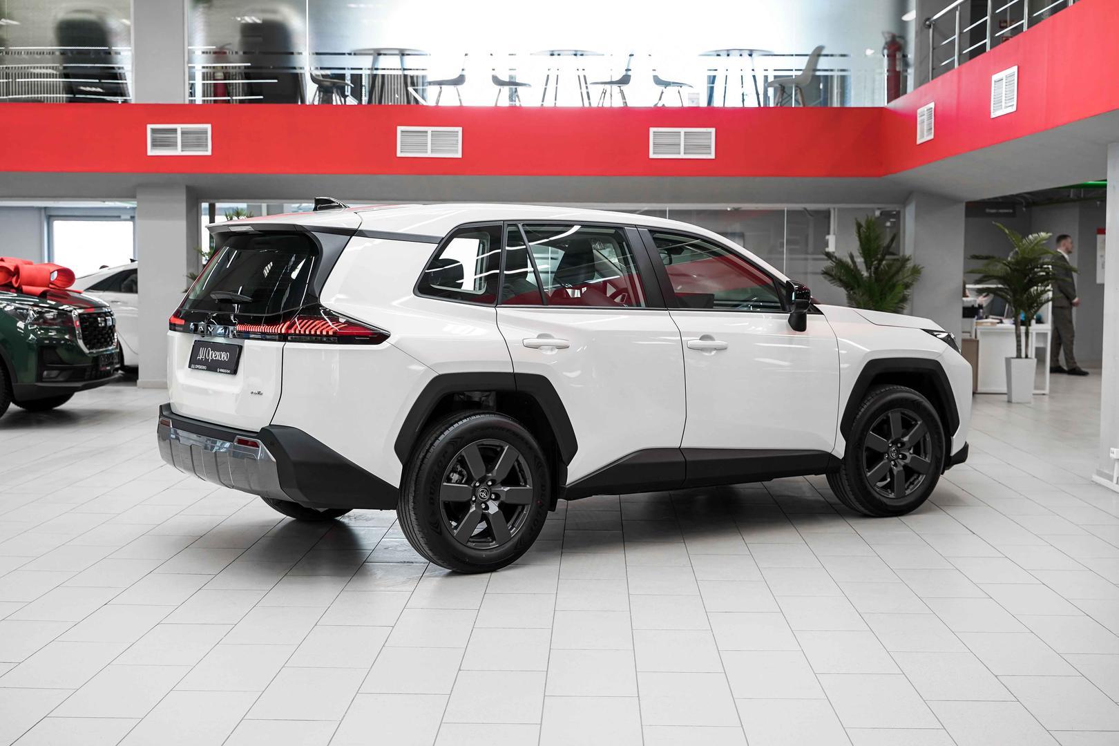 Toyota RAV4 2026, белый, ДЦ Орехово