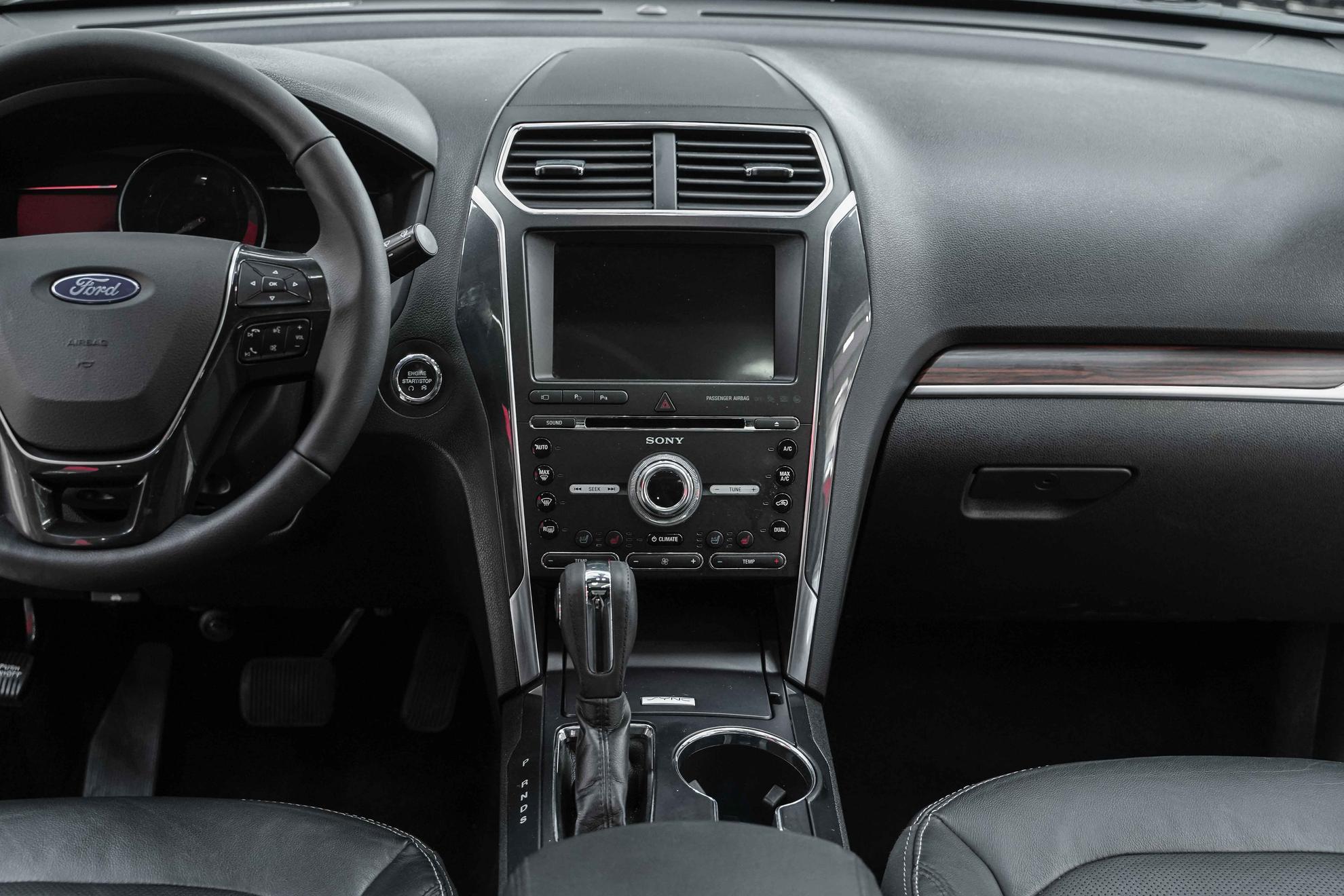 Ford Explorer 2018, серый, ДЦ Орехово