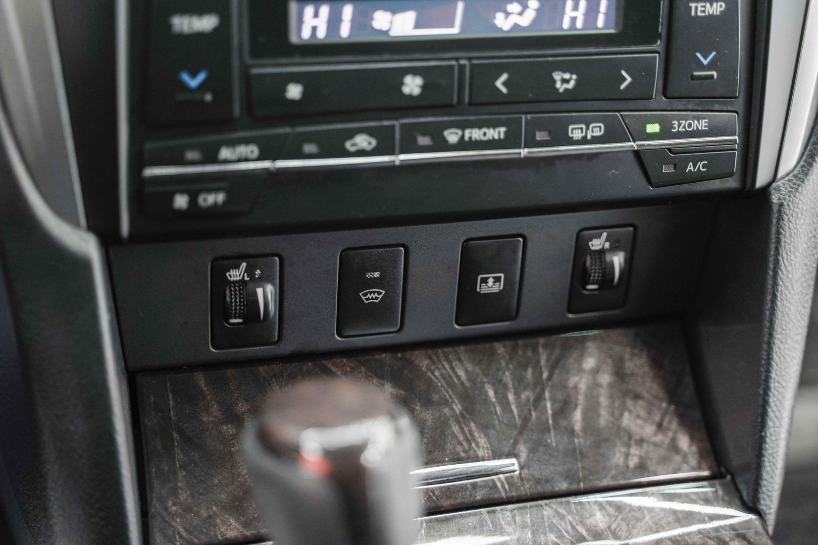 Toyota Camry 2017, черный, ДЦ Орехово