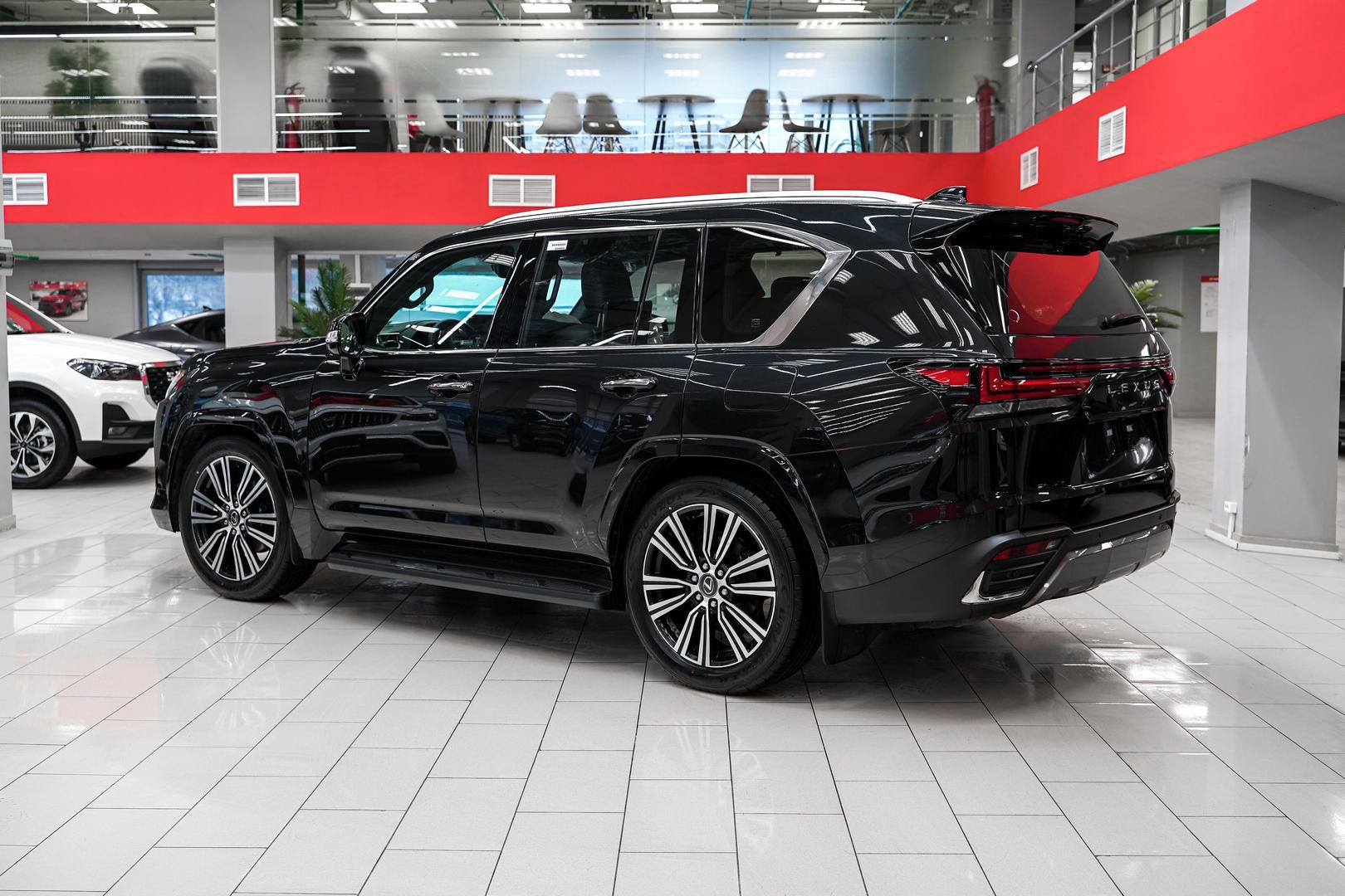 Lexus LX 2026, черный, ДЦ Орехово