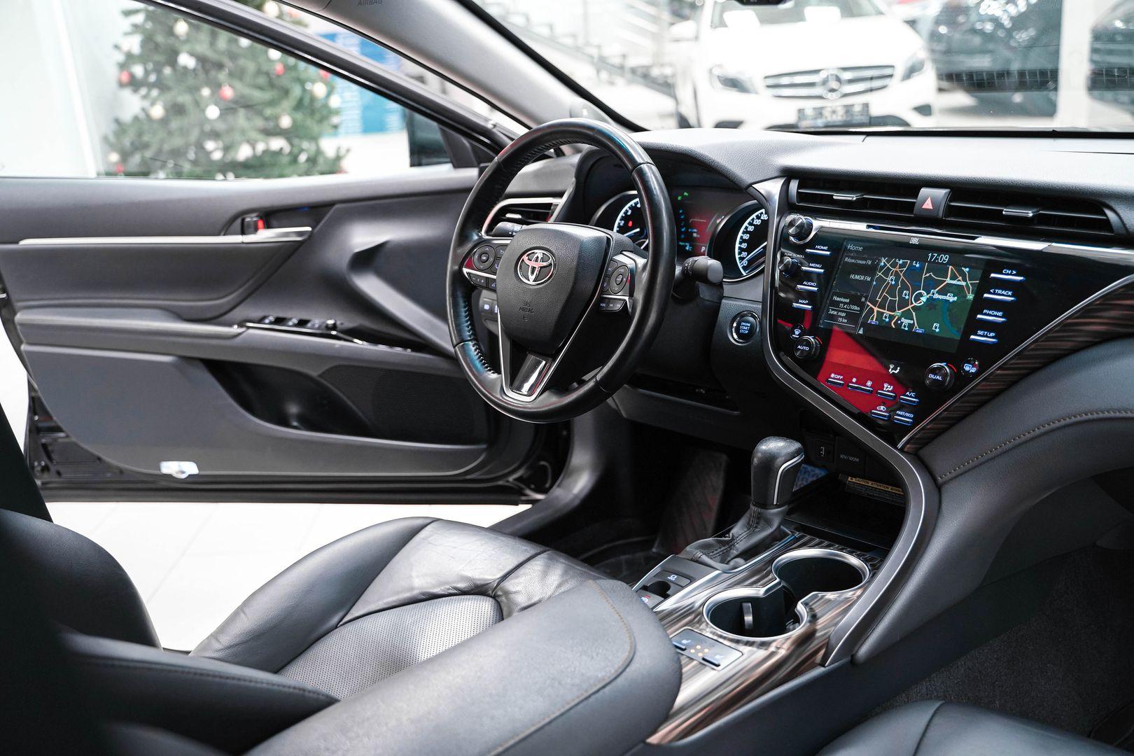 Toyota Camry 2019, черный, ДЦ Орехово
