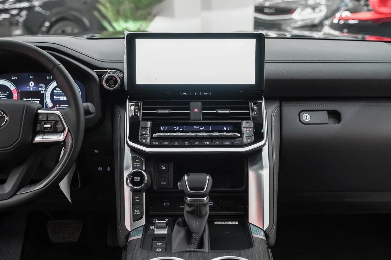 Toyota Land Cruiser 2025, черный, ДЦ Орехово
