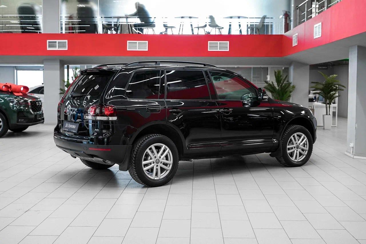 Volkswagen Touareg 2008, черный, ДЦ Орехово