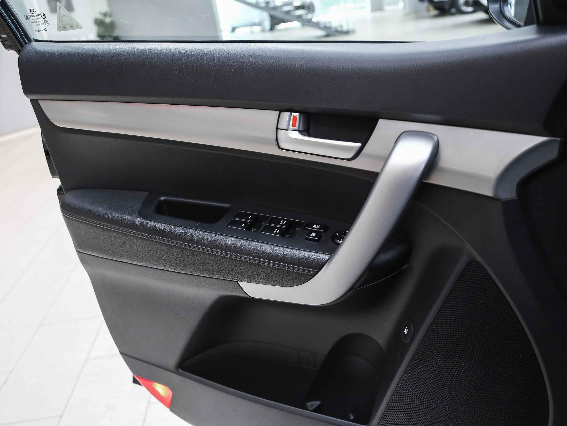Kia Sorento 2010, черный, ДЦ Орехово