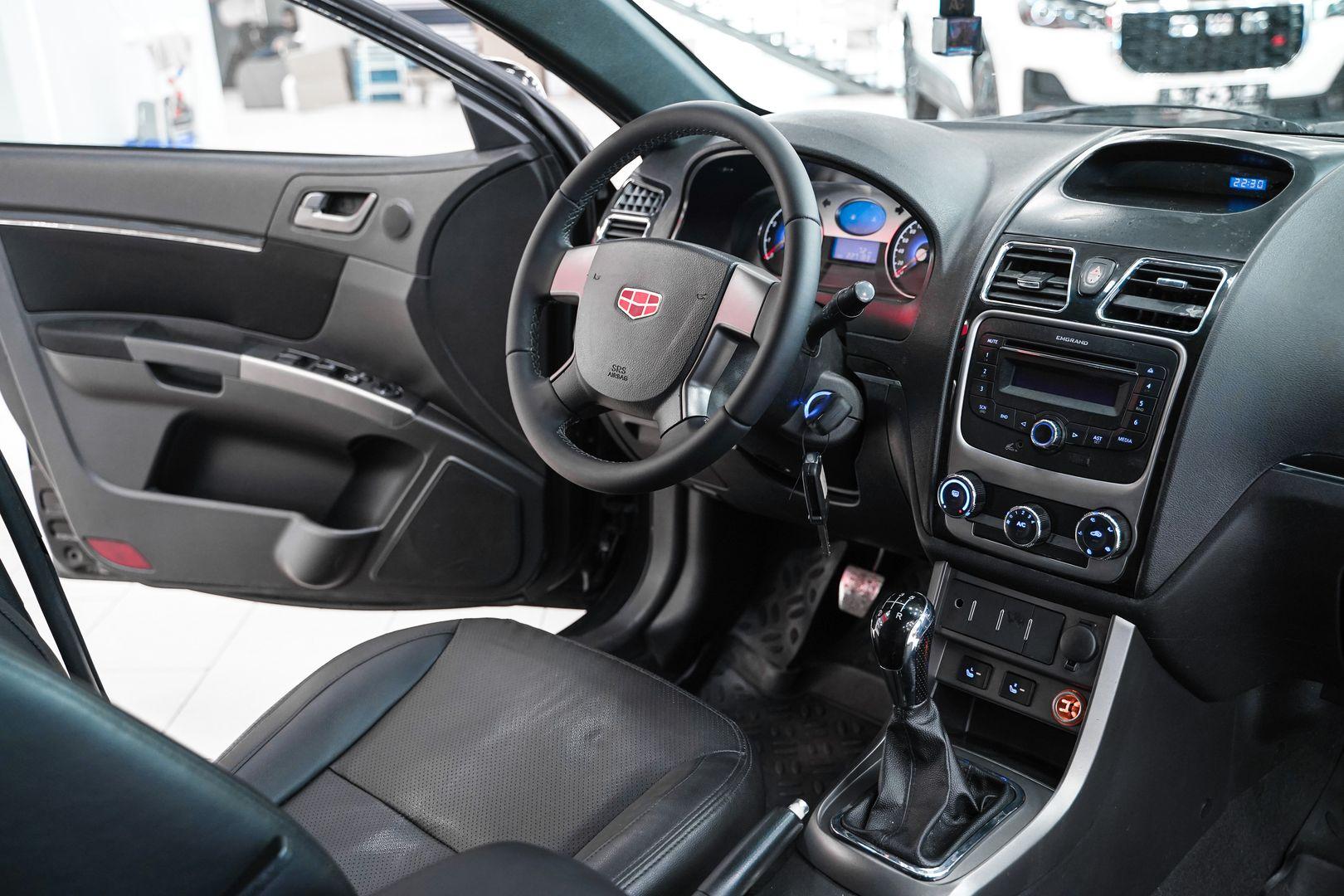 Geely Emgrand EC7 2013, черный, ДЦ Орехово