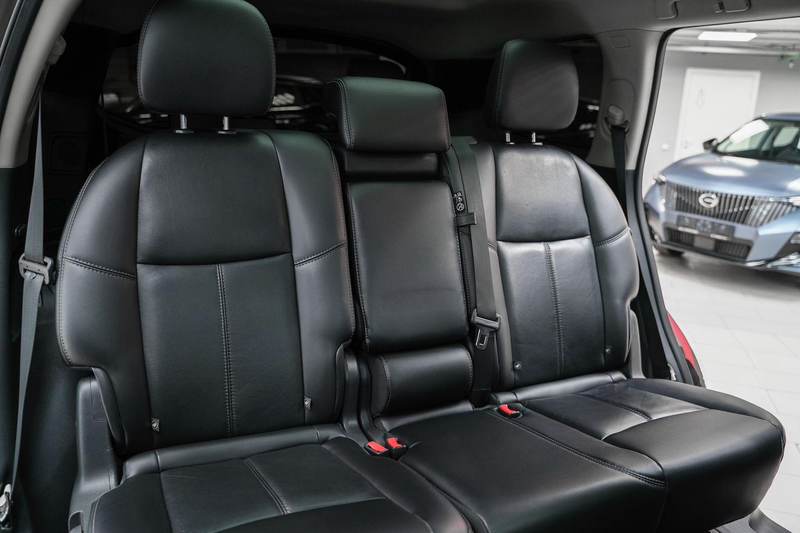 Nissan Pathfinder 2016, черный, ДЦ Орехово
