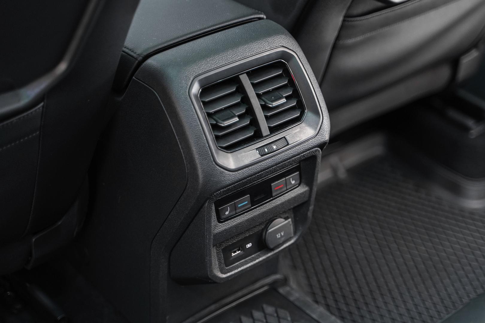 Volkswagen Tiguan 2018, белый, ДЦ Орехово