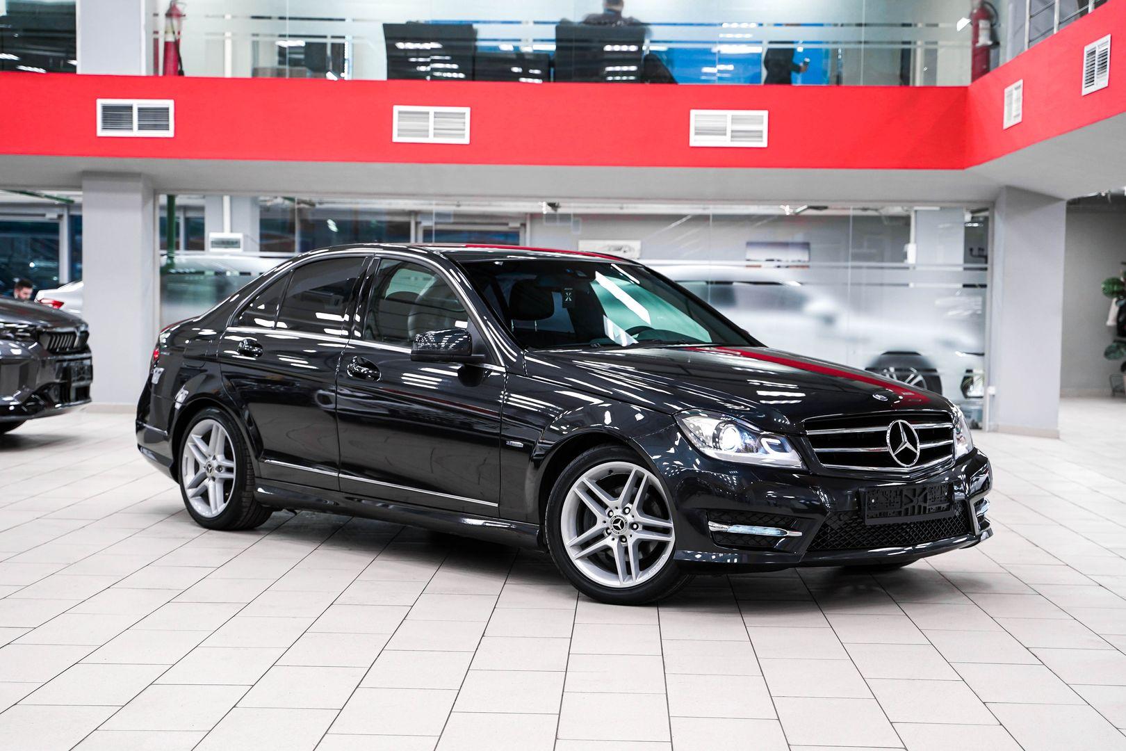 Mercedes-Benz C-Класс 2011, черный, ДЦ Орехово