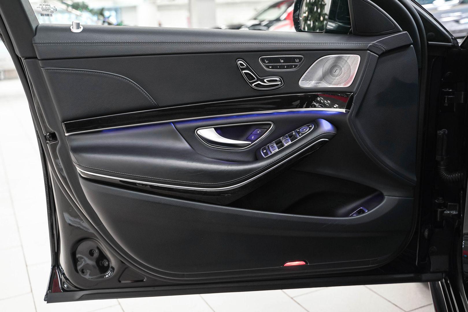 Mercedes-Benz S-Класс 2018, черный, ДЦ Орехово