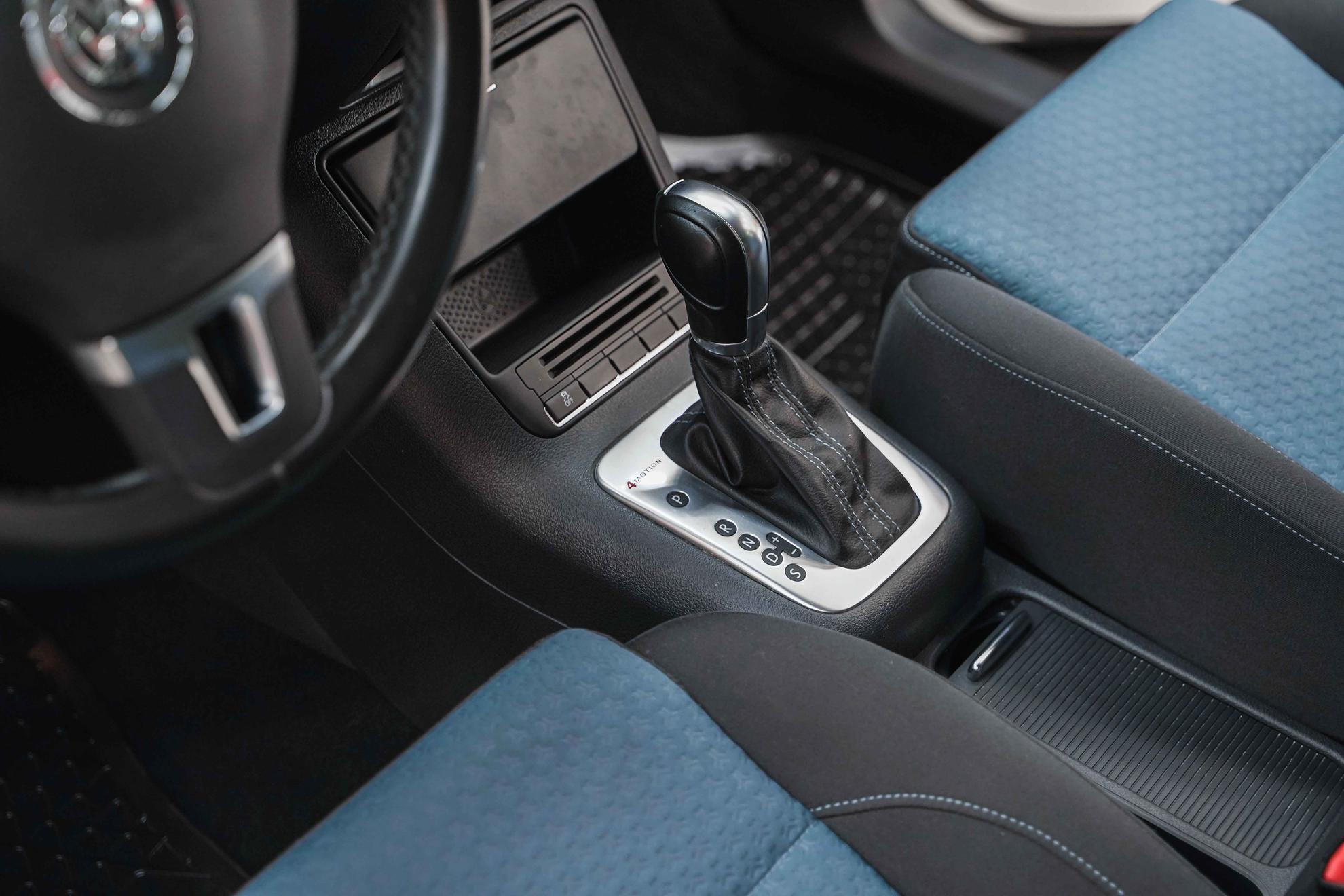 Volkswagen Tiguan 2013, белый, ДЦ Орехово