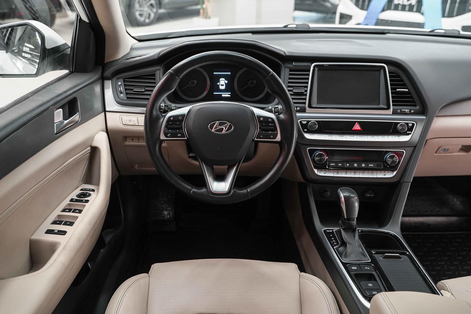 Hyundai Sonata 2019, белый, ДЦ Орехово