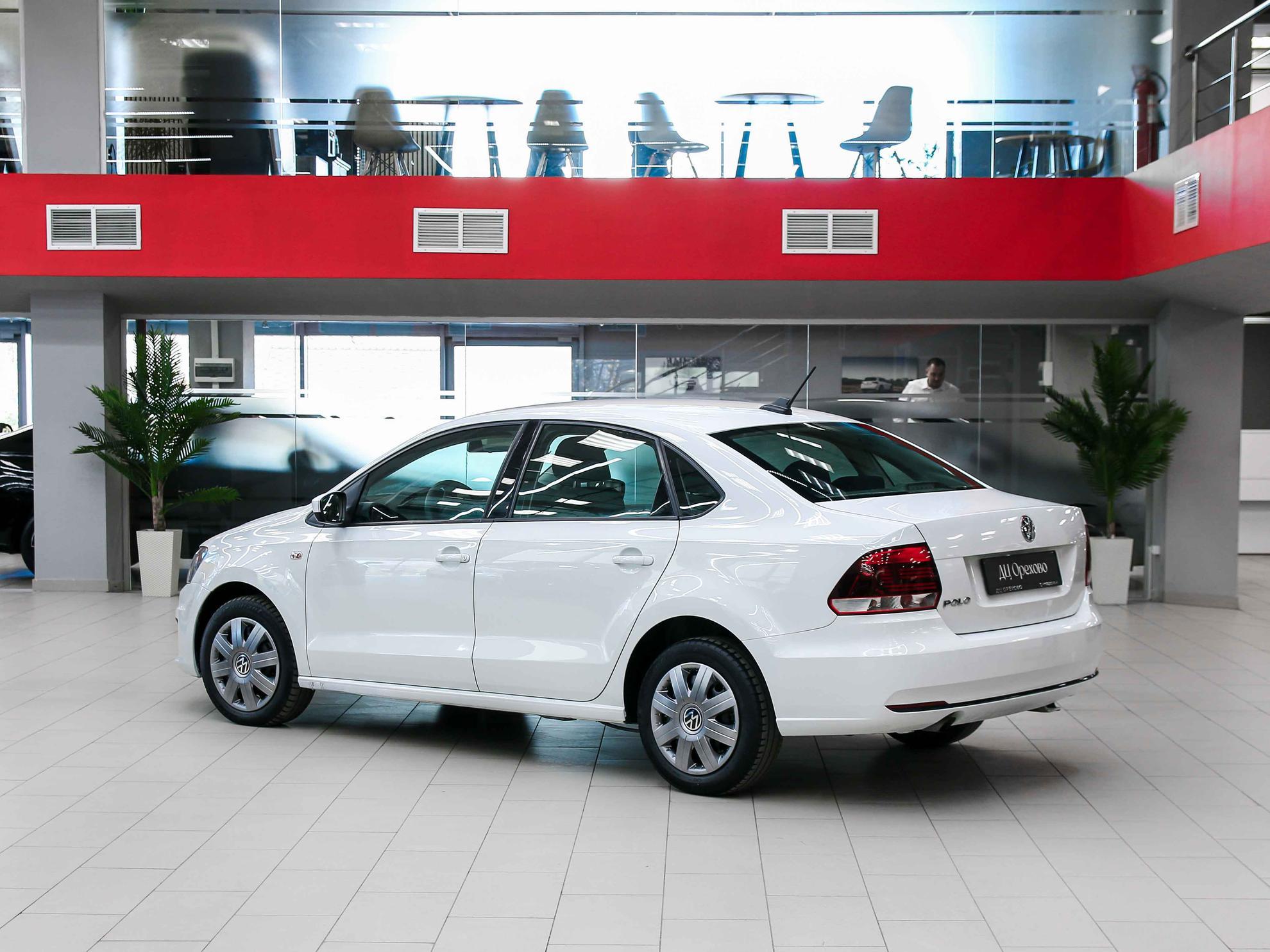 Volkswagen Polo 2019, белый, ДЦ Орехово