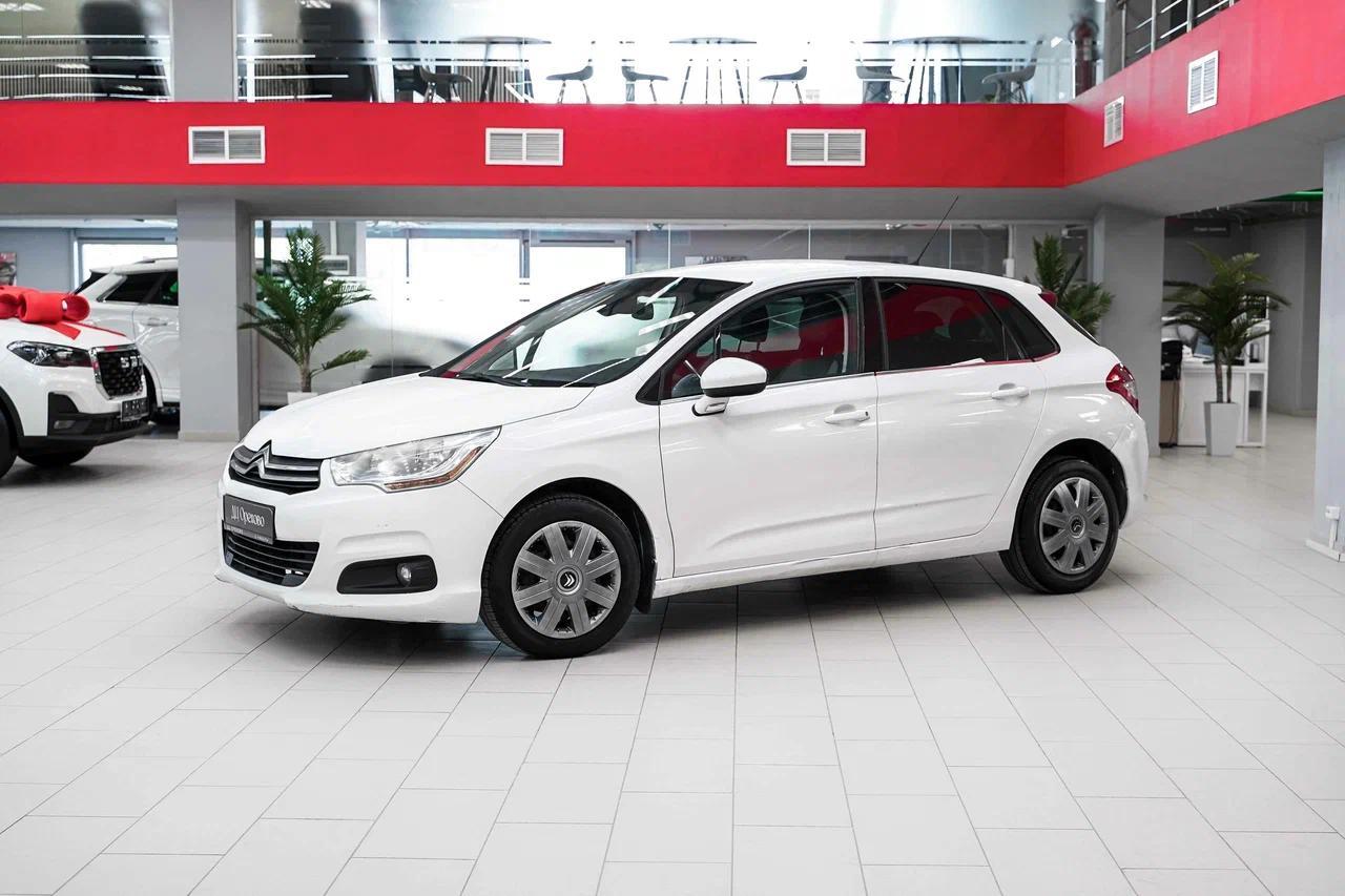Citroen C4 2012, белый, ДЦ Орехово