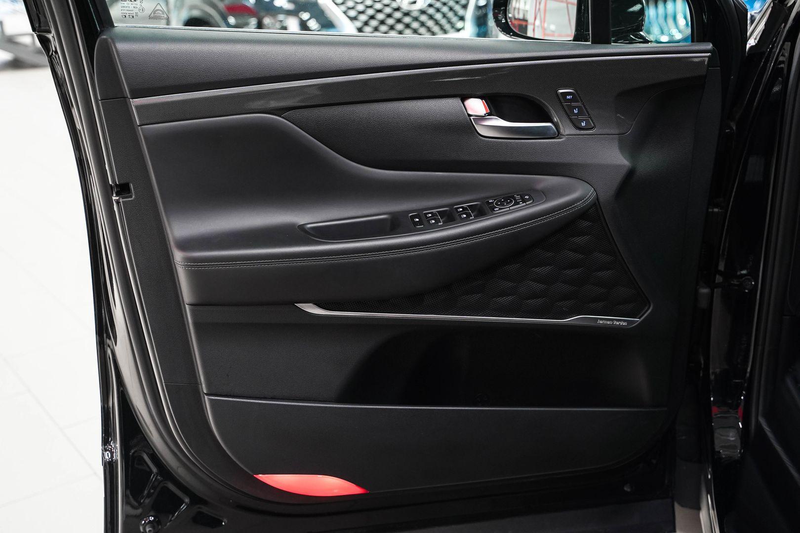 Hyundai Santa Fe 2022, черный, ДЦ Орехово