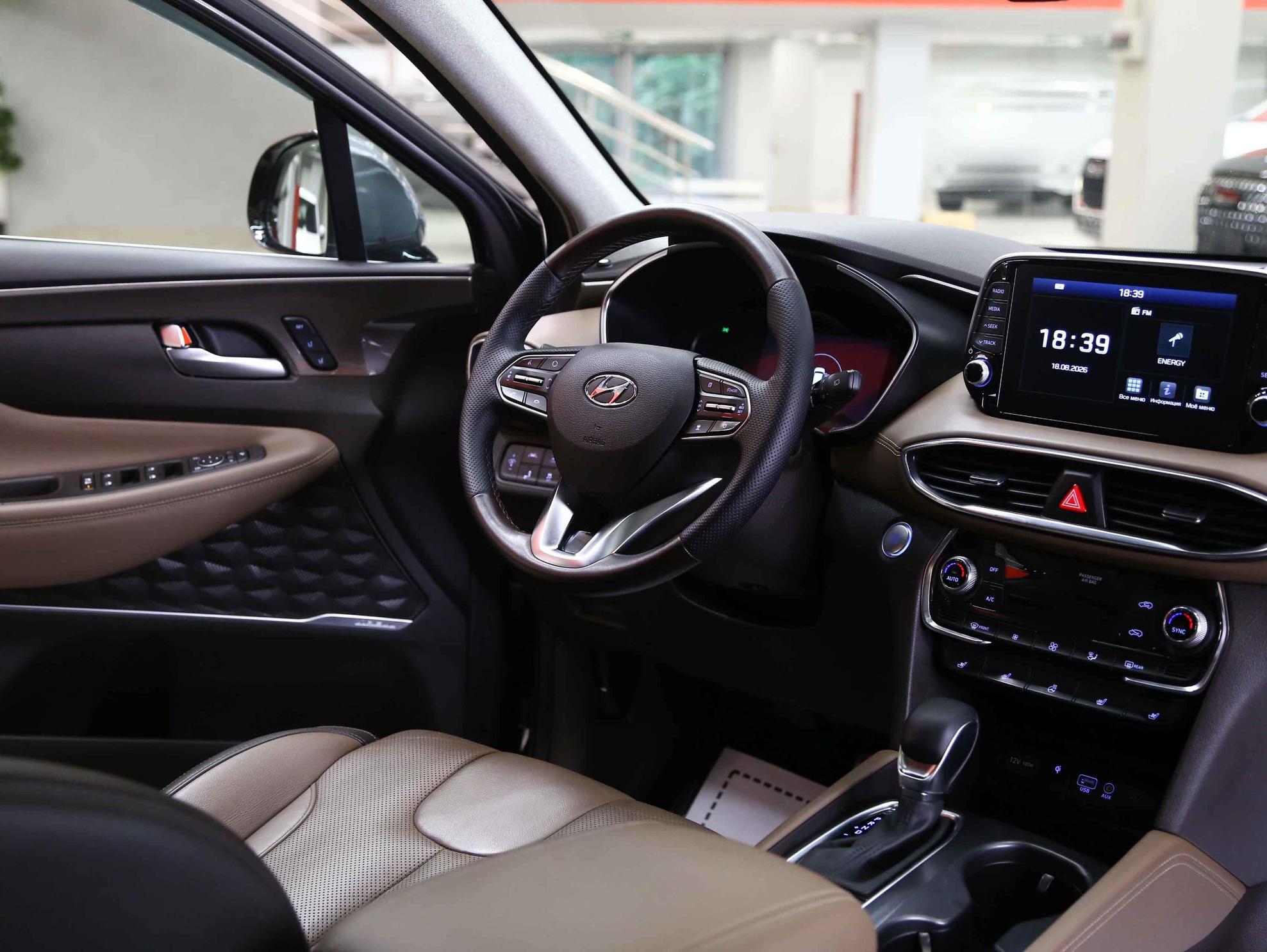 Hyundai Santa Fe 2018, серый, ДЦ Орехово