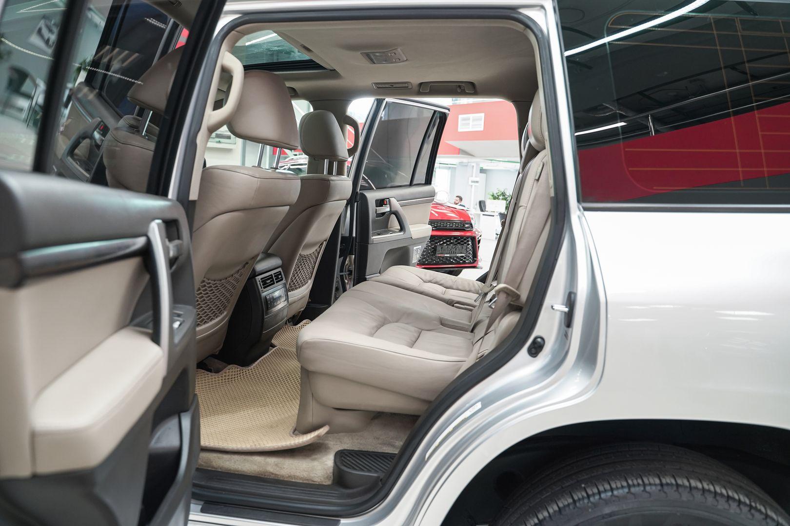 Toyota Land Cruiser 2008, серый, ДЦ Орехово