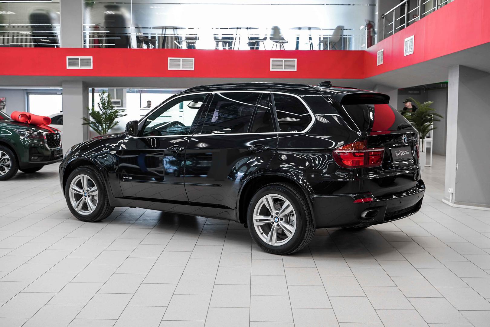 BMW X5 2013, черный, ДЦ Орехово