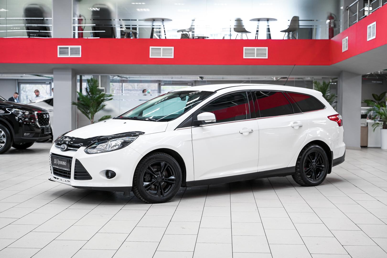 Ford Focus 2012, белый, ДЦ Орехово