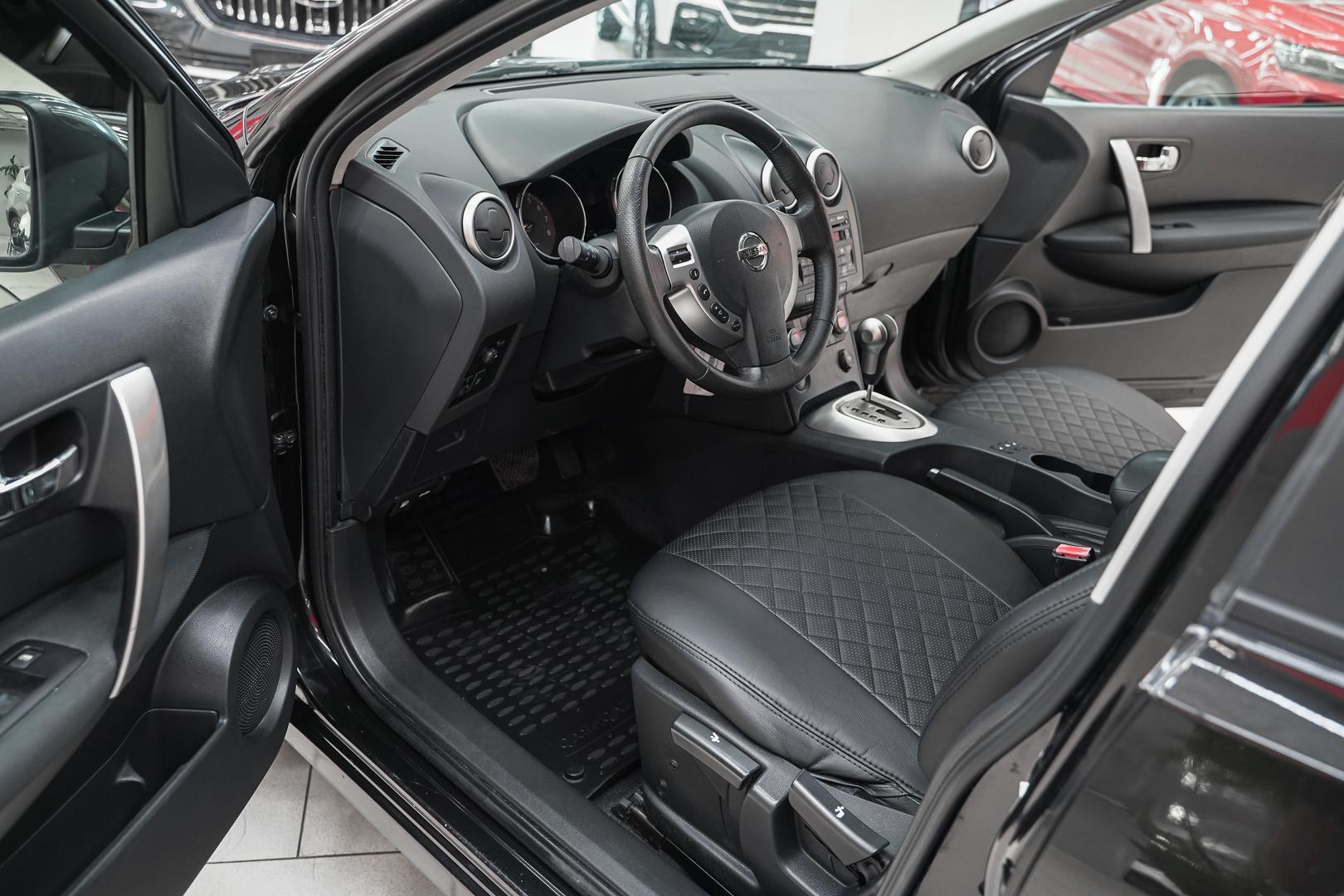 Nissan Qashqai 2009, черный, ДЦ Орехово