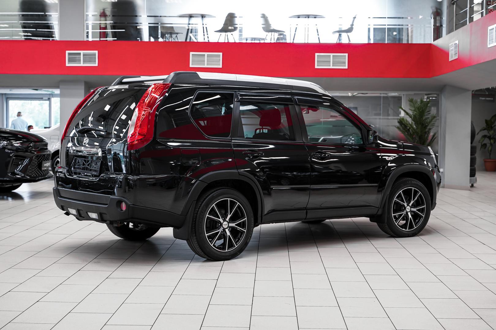 Nissan X-Trail 2012, черный, ДЦ Орехово