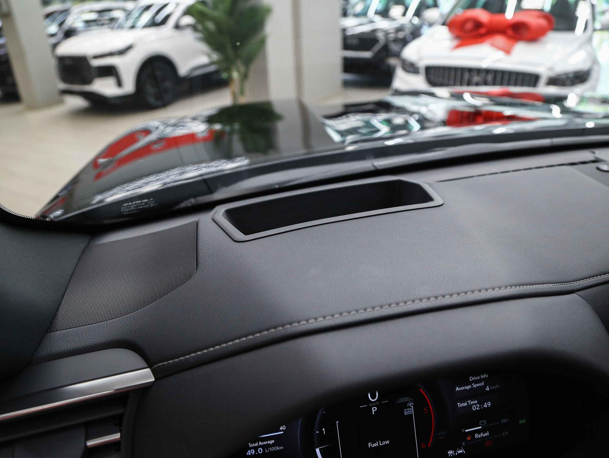 Lexus LX 2026, черный, ДЦ Орехово