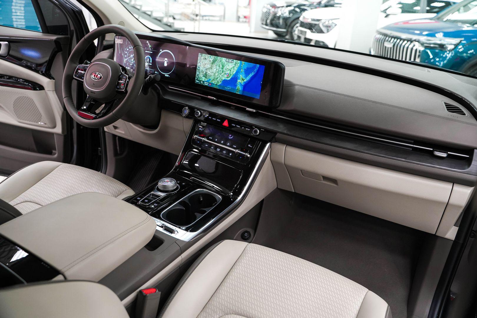 Kia Carnival 2020, серый, ДЦ Орехово