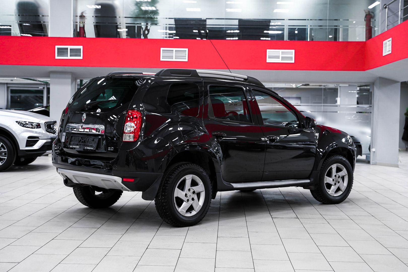 Renault Duster 2012, черный, ДЦ Орехово