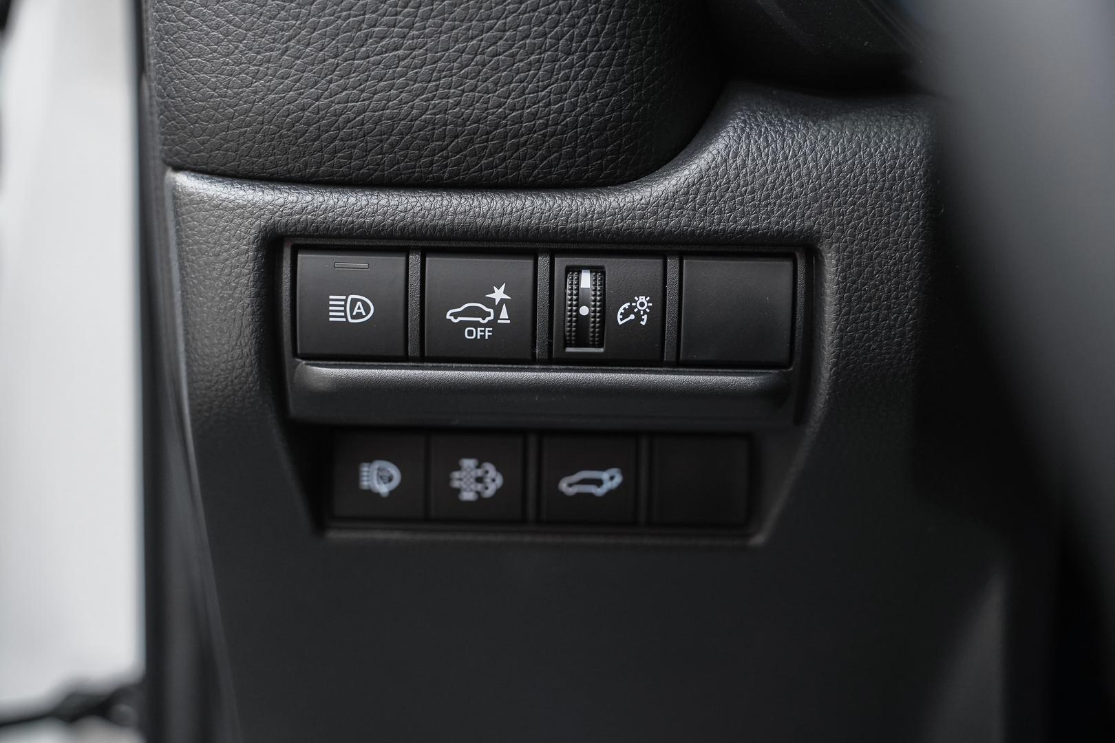 Toyota Land Cruiser Prado 2025, белый, ДЦ Орехово