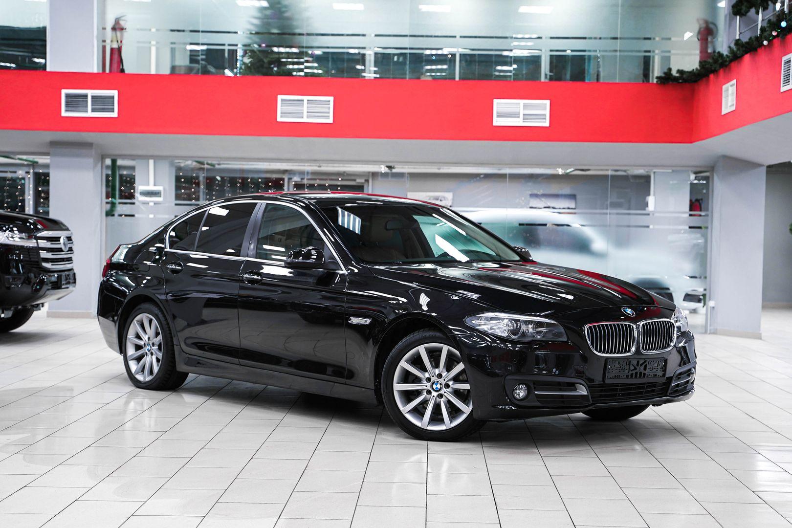 BMW 5 серии 2016, черный, ДЦ Орехово