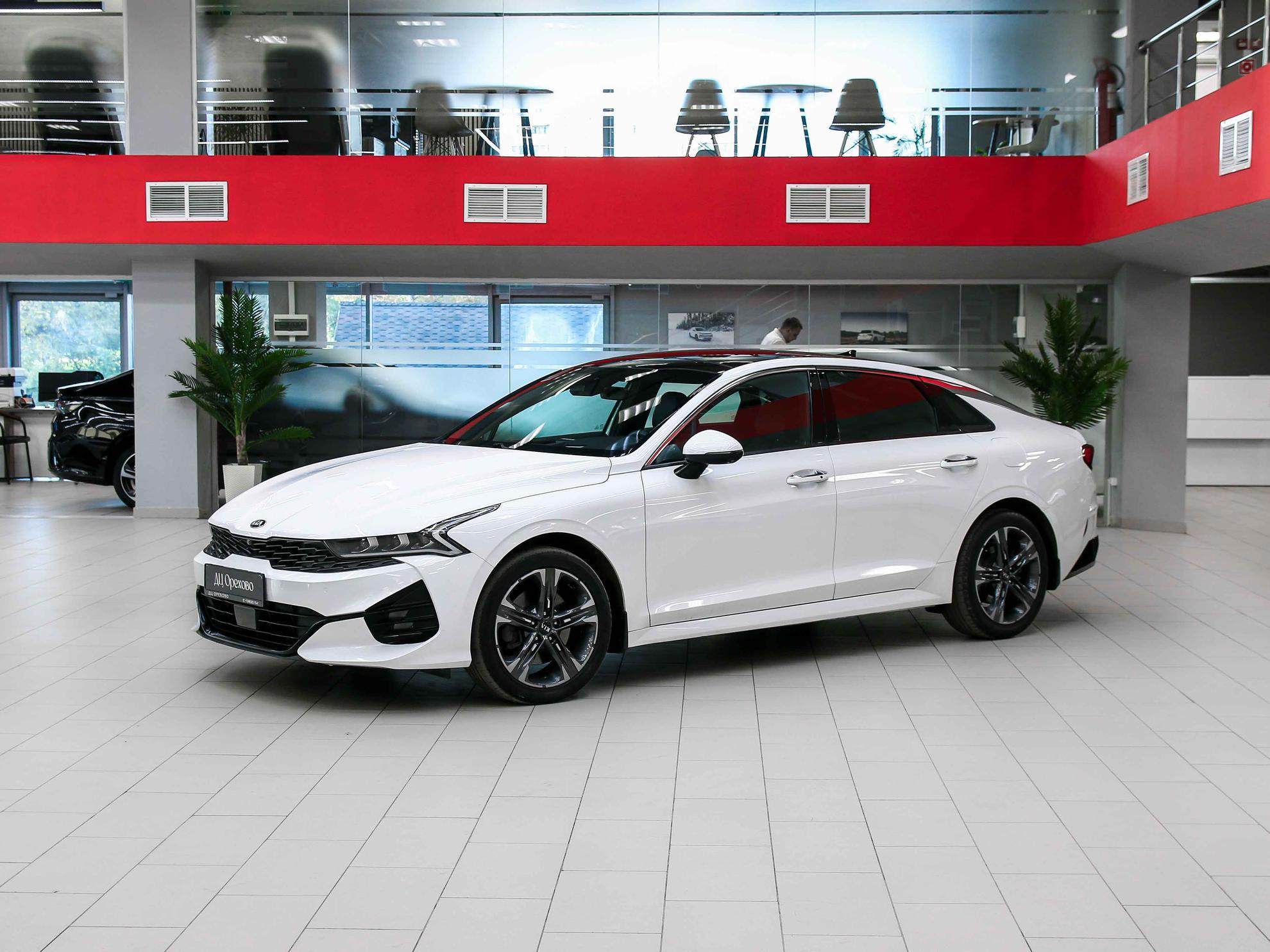 Kia K5 2020, белый, ДЦ Орехово