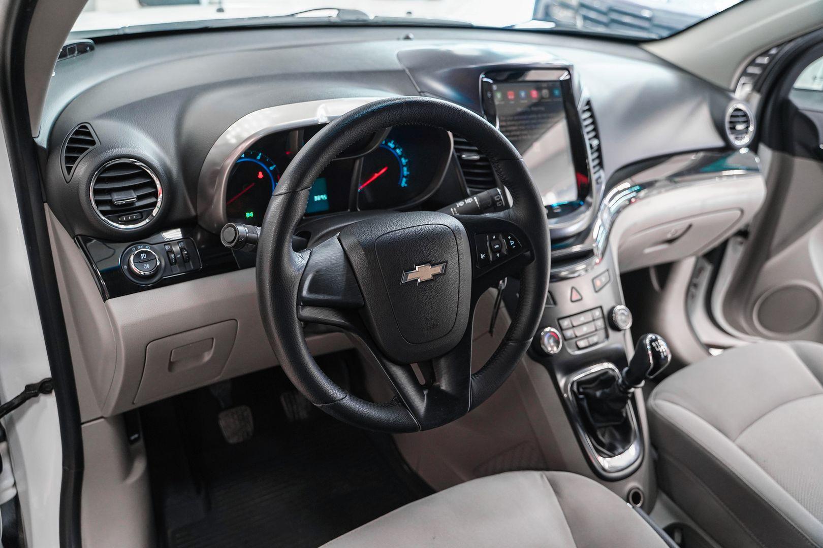 Chevrolet Orlando 2012, белый, ДЦ Орехово