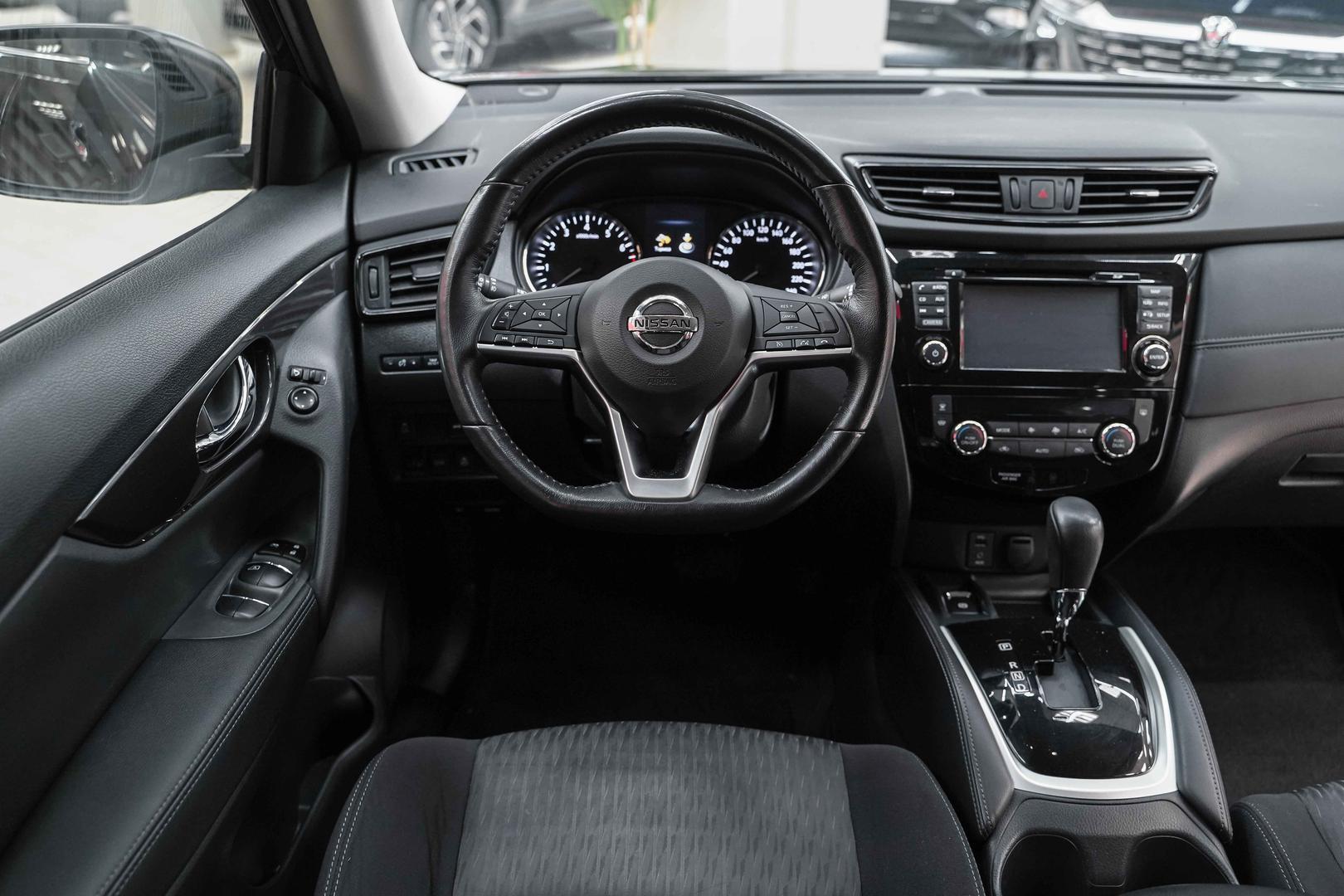 Nissan X-Trail 2019, зеленый, ДЦ Орехово
