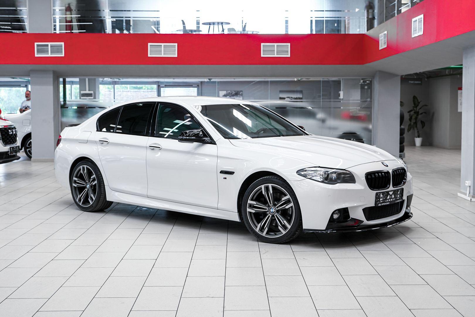 BMW 5 серии 2014, белый, ДЦ Орехово