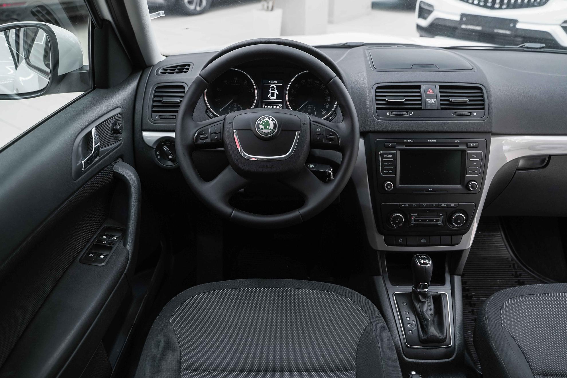Skoda Yeti 2013, белый, ДЦ Орехово
