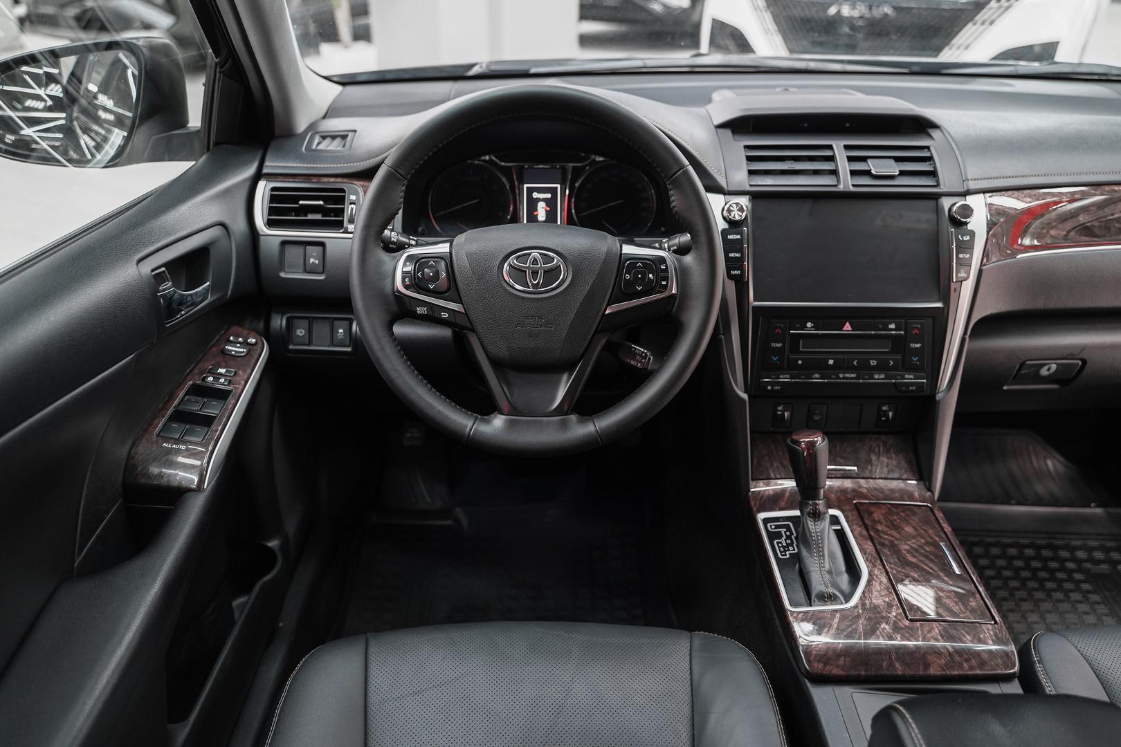 Toyota Camry 2018, черный, ДЦ Орехово
