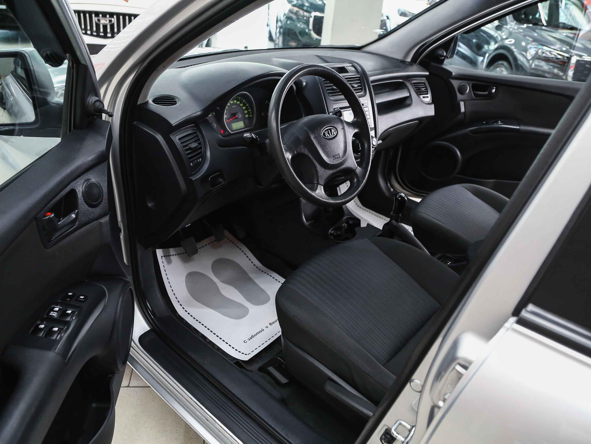 Kia Sportage 2010, серебряный, ДЦ Орехово