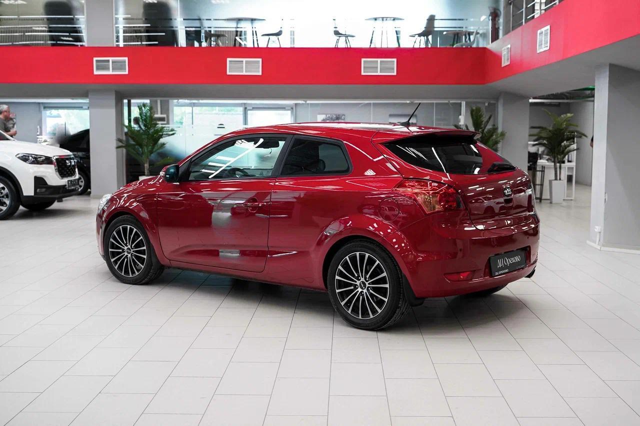 Kia Ceed 2011, красный, ДЦ Орехово