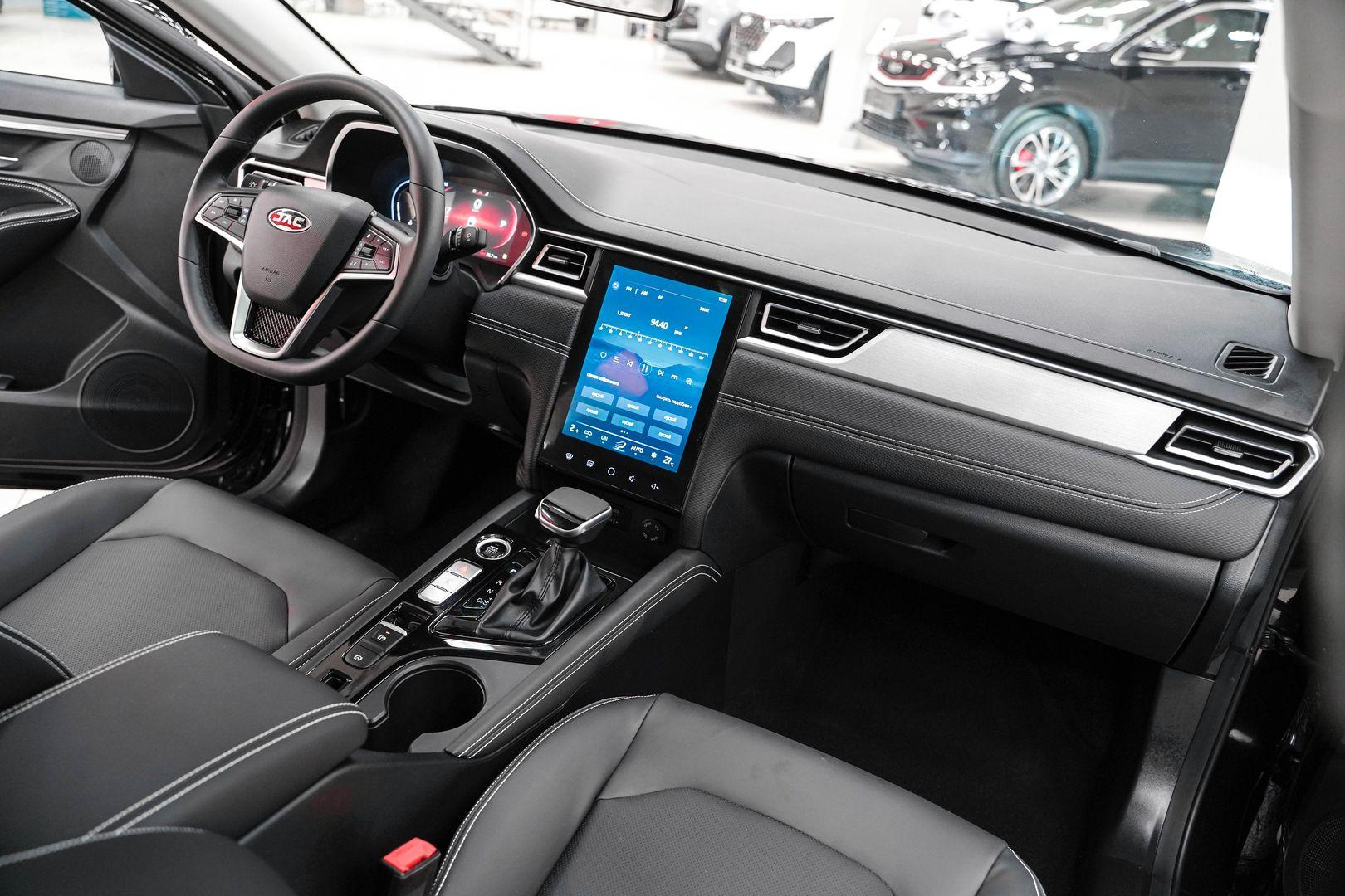 JAC J7 2023, черный, ДЦ Орехово