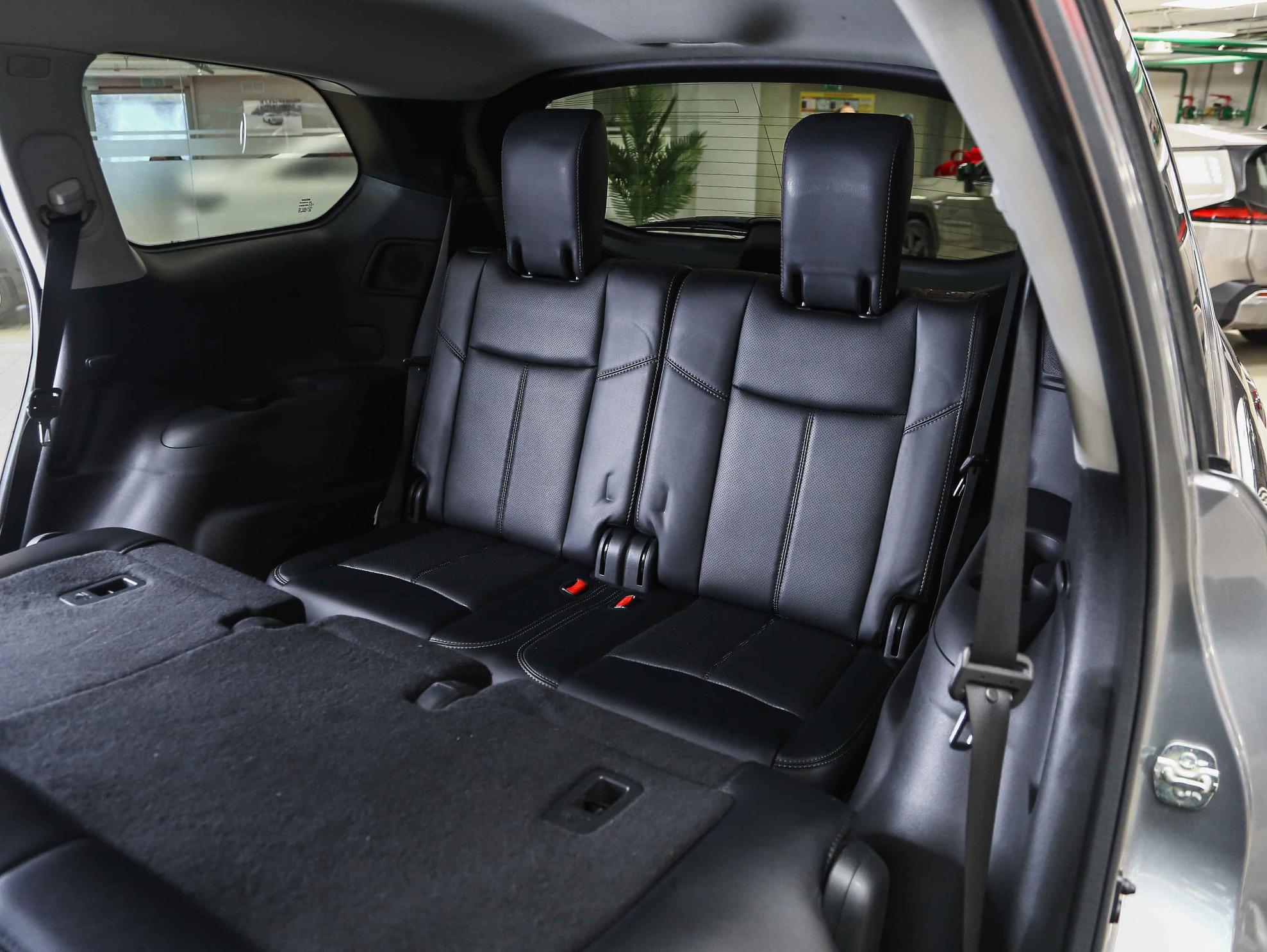 Nissan Pathfinder 2014, серый, ДЦ Орехово