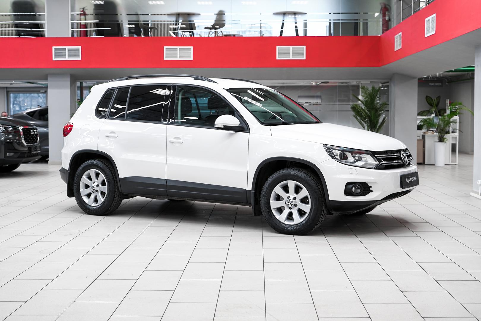 Volkswagen Tiguan 2013, белый, ДЦ Орехово