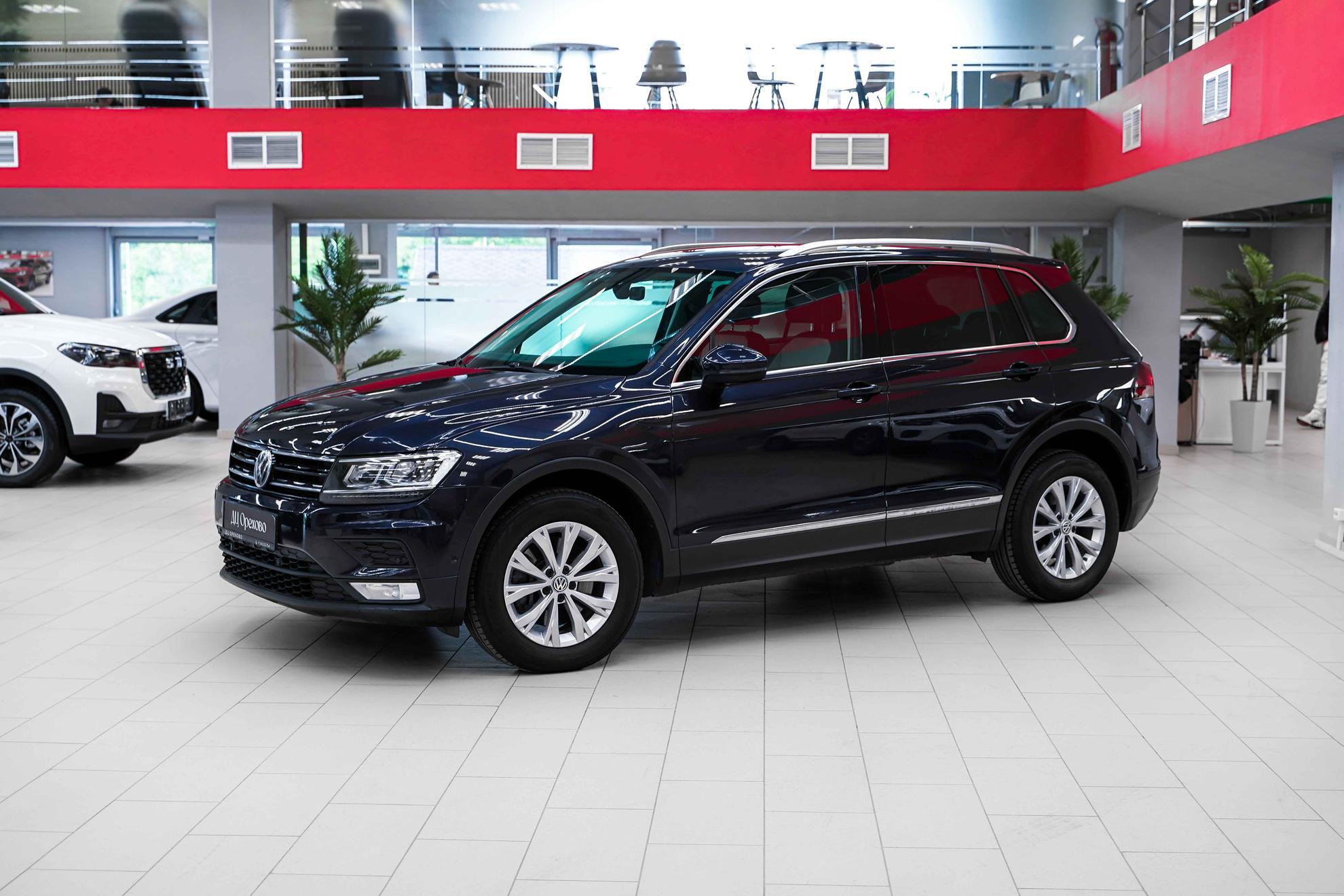 Volkswagen Tiguan 2017, синий, ДЦ Орехово